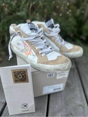 Golden Goose Midstar Private Edit Limited Edition numbered like new!